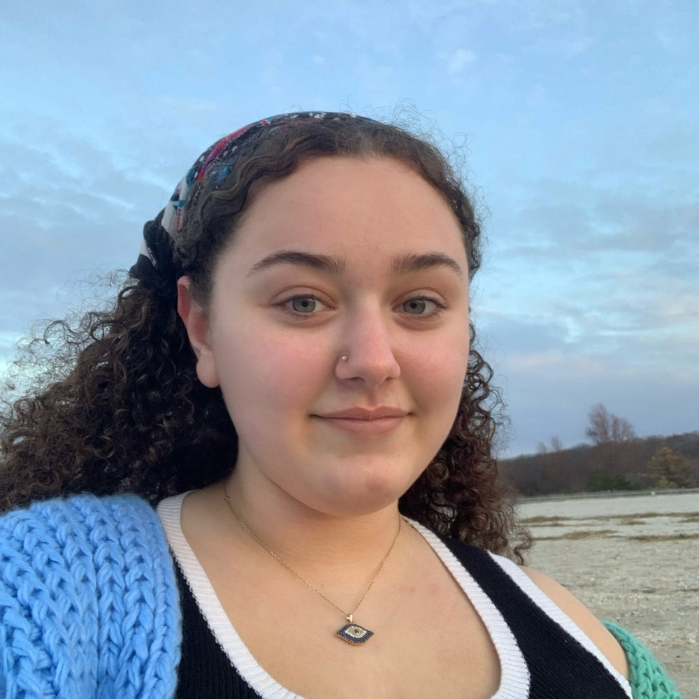 Meet your Posher, Olivia